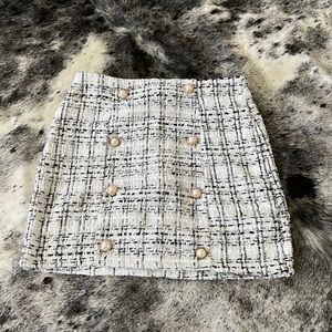 Black and white tweed skirt